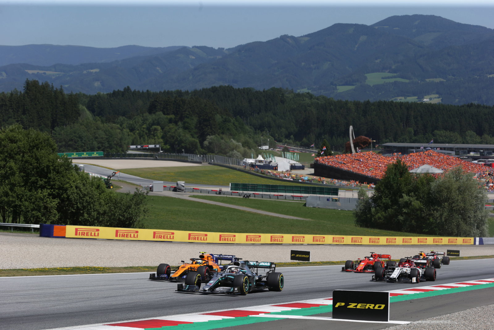 Lewis Hamilton hails “amazing” progress of former F1 team McLaren